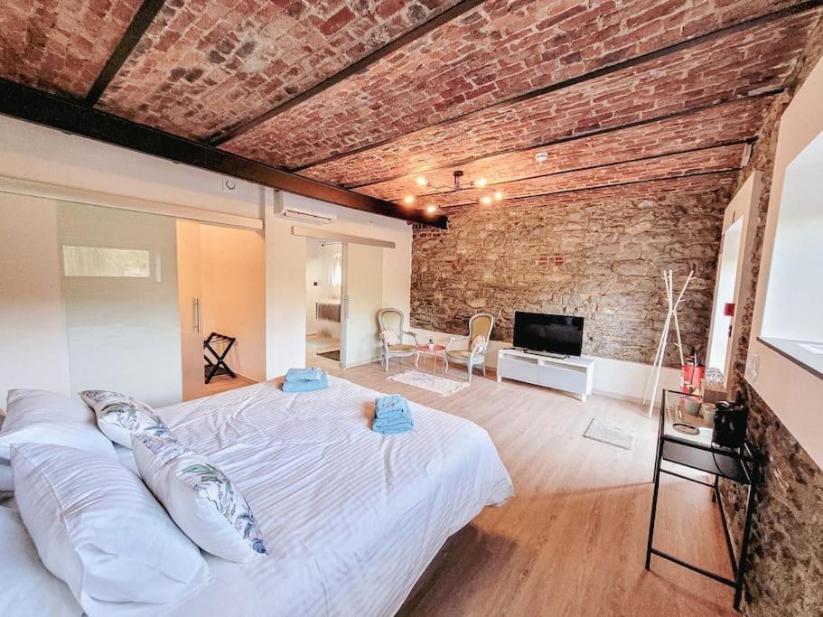 Au Bout De Mes Reves Bed & Breakfast Walcourt Екстериор снимка
