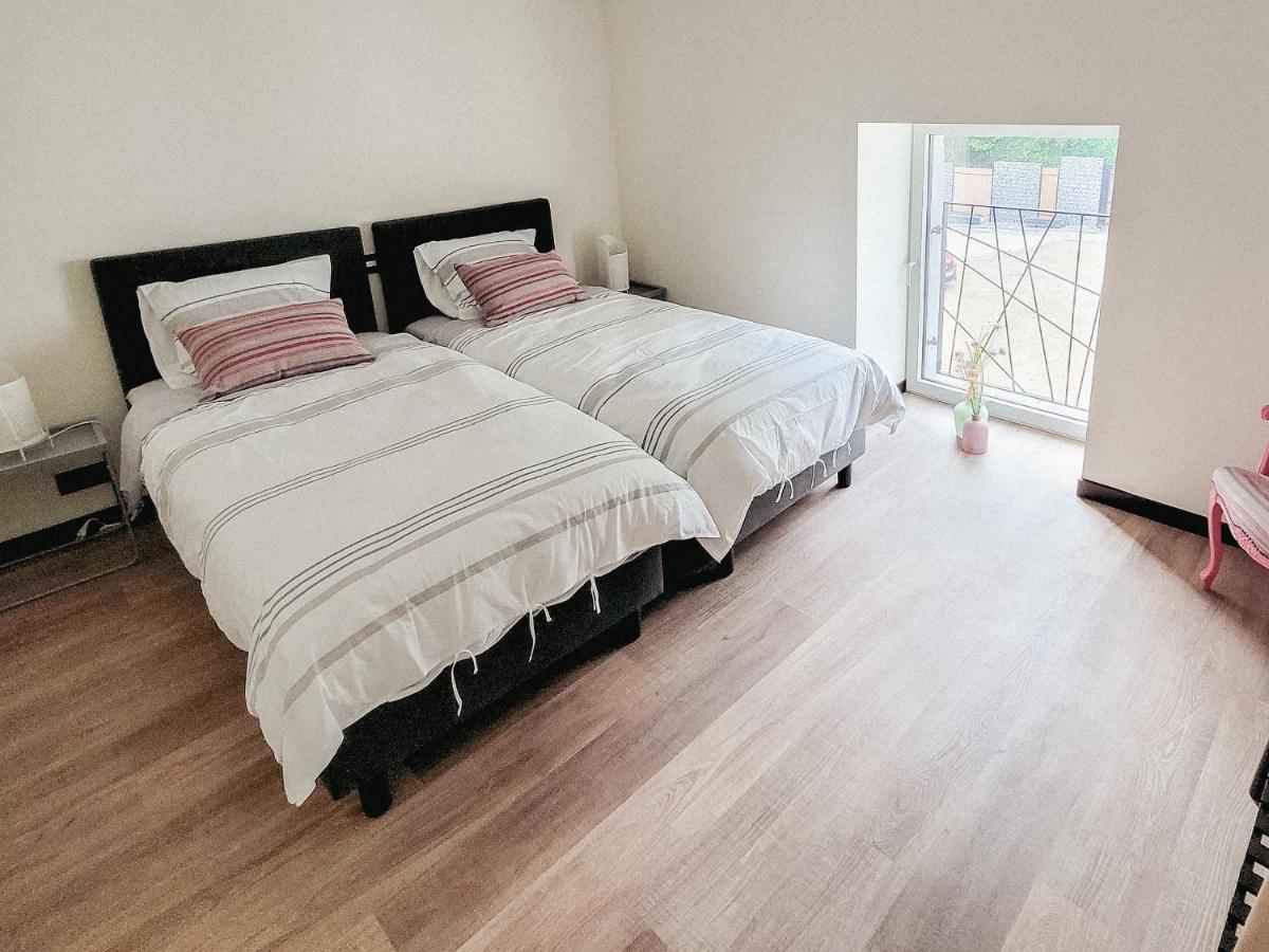 Au Bout De Mes Reves Bed & Breakfast Walcourt Екстериор снимка