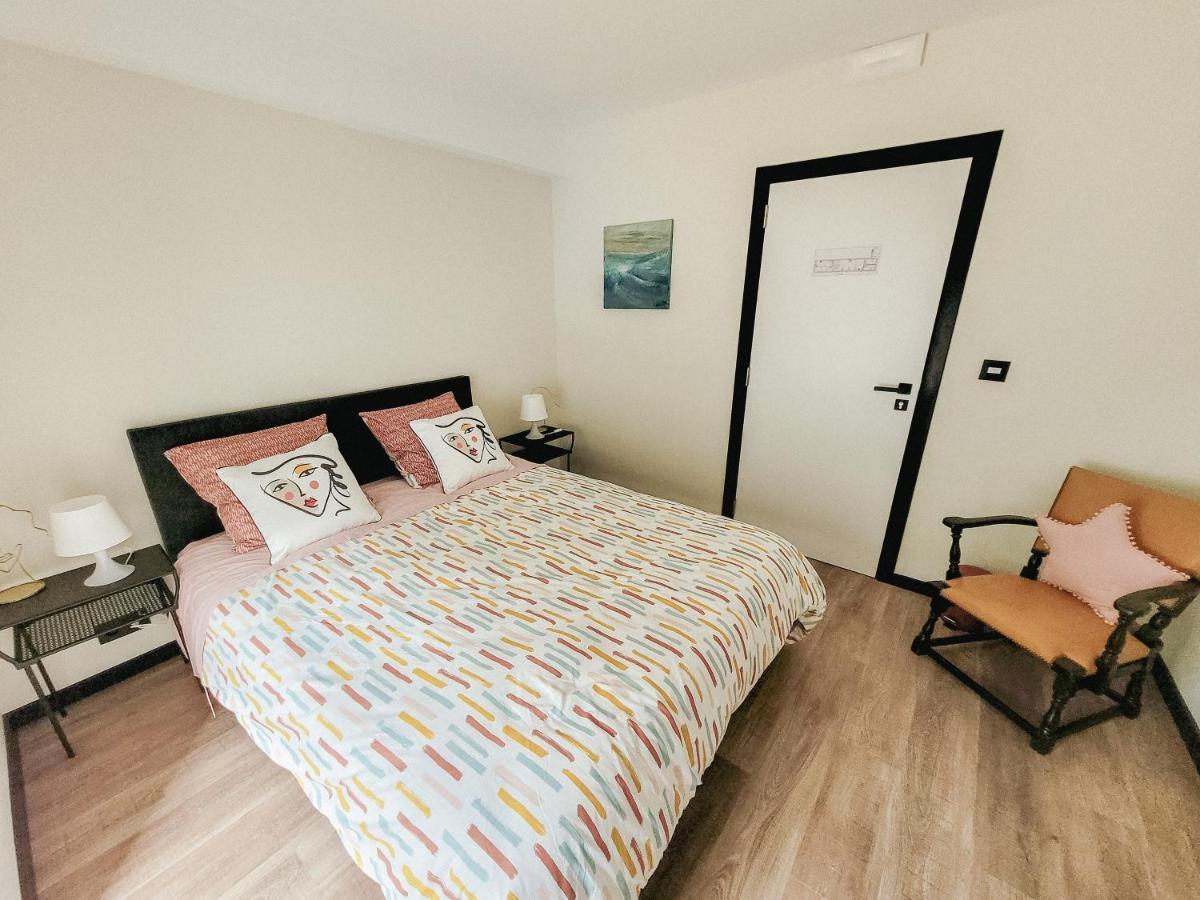 Au Bout De Mes Reves Bed & Breakfast Walcourt Екстериор снимка