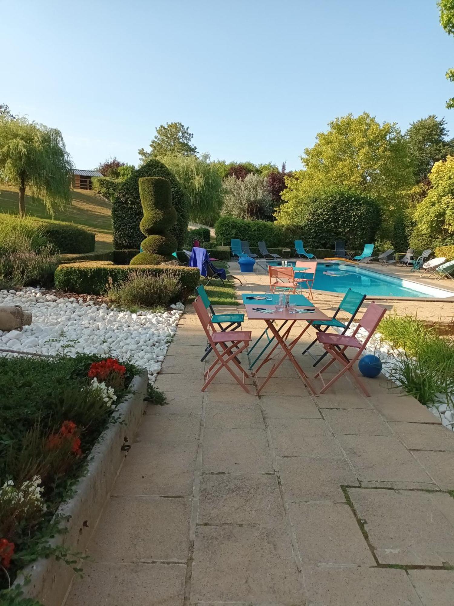 Au Bout De Mes Reves Bed & Breakfast Walcourt Екстериор снимка