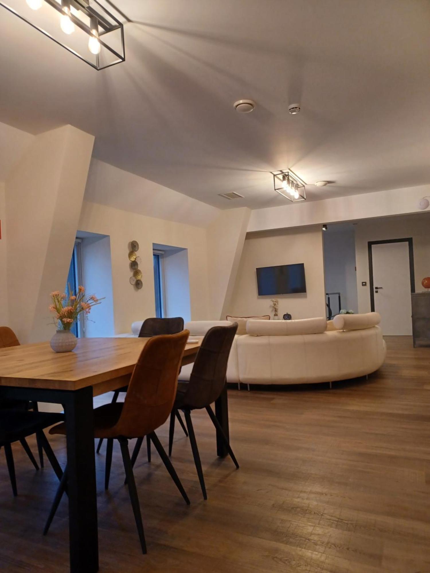 Au Bout De Mes Reves Bed & Breakfast Walcourt Екстериор снимка
